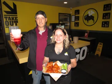 Moundsville Buffalo Wild Wings Celebrates Grand Reopening